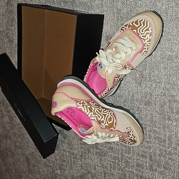 Almost new! Coach leather and suede shoes - Picture 3 of 11